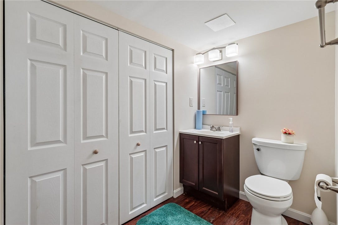 5391 California Ave, Bethel Park, PA 15102