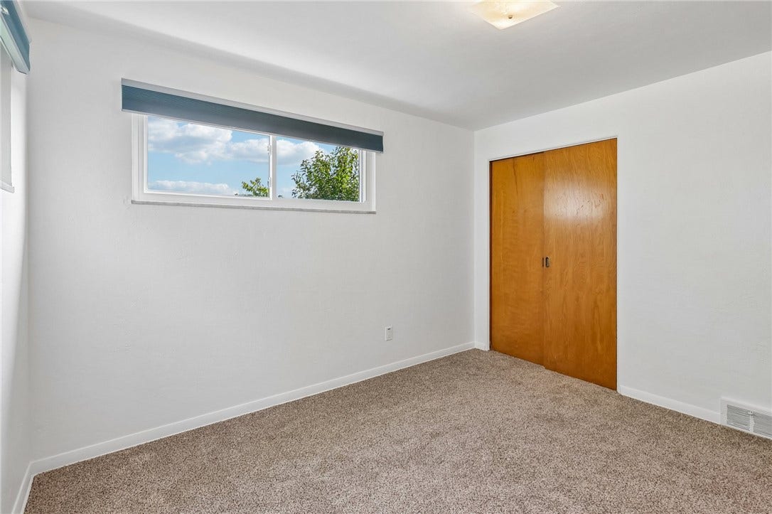 5391 California Ave, Bethel Park, PA 15102