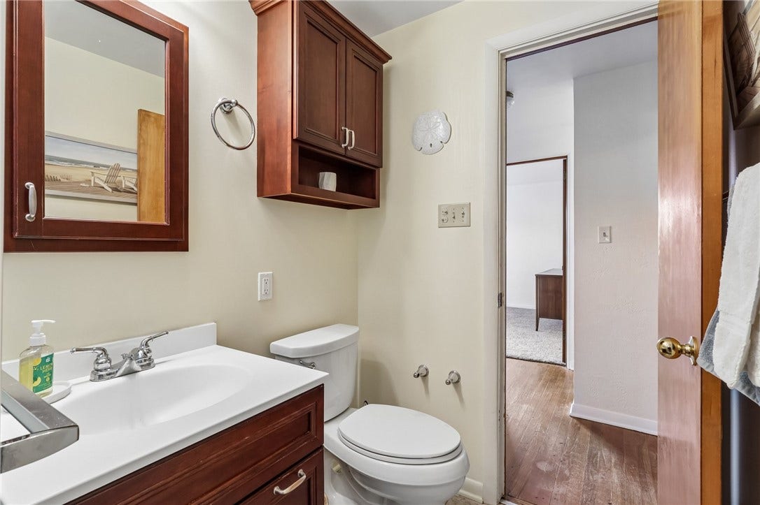 5391 California Ave, Bethel Park, PA 15102