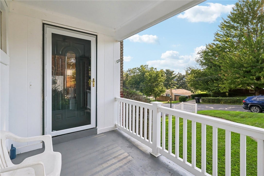 5391 California Ave, Bethel Park, PA 15102