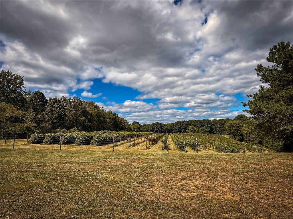 115 Dreher Farm Ln, Butler, PA 16002