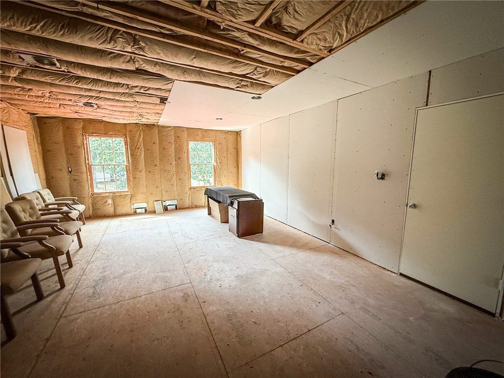 115 Dreher Farm Ln, Butler, PA 16002