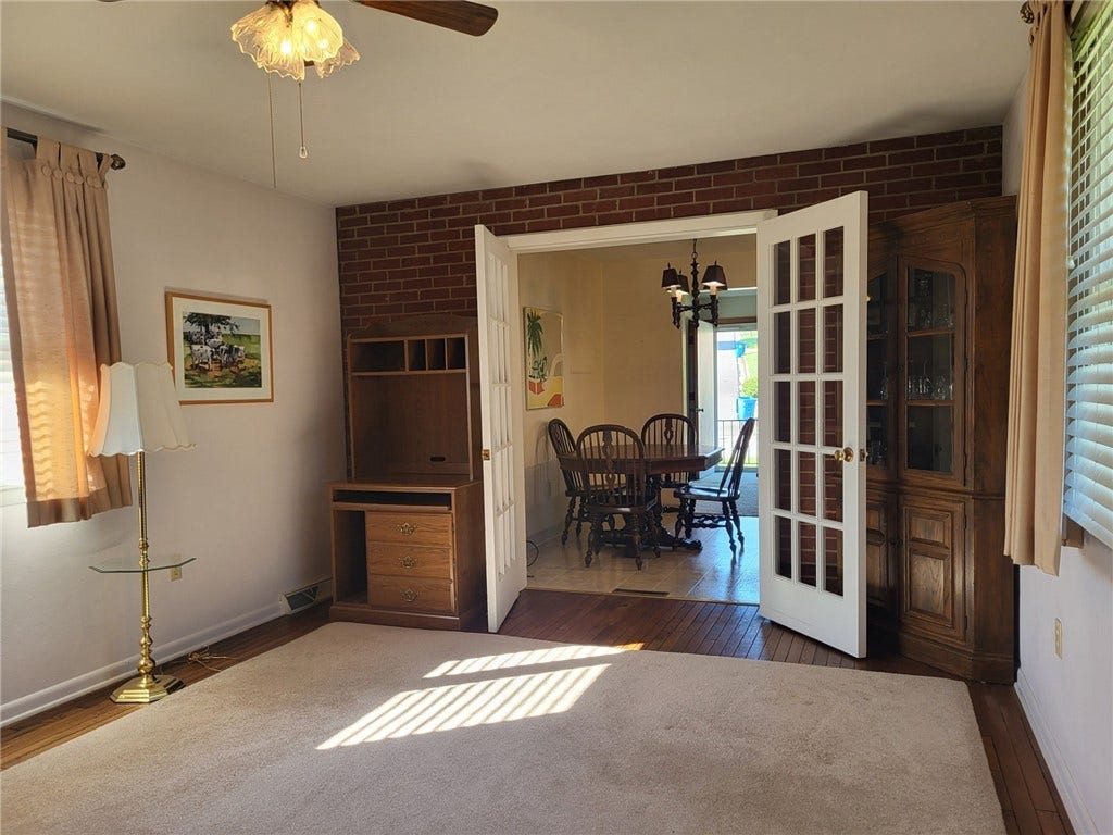 18 Joanne Dr, Latrobe, PA 15650
