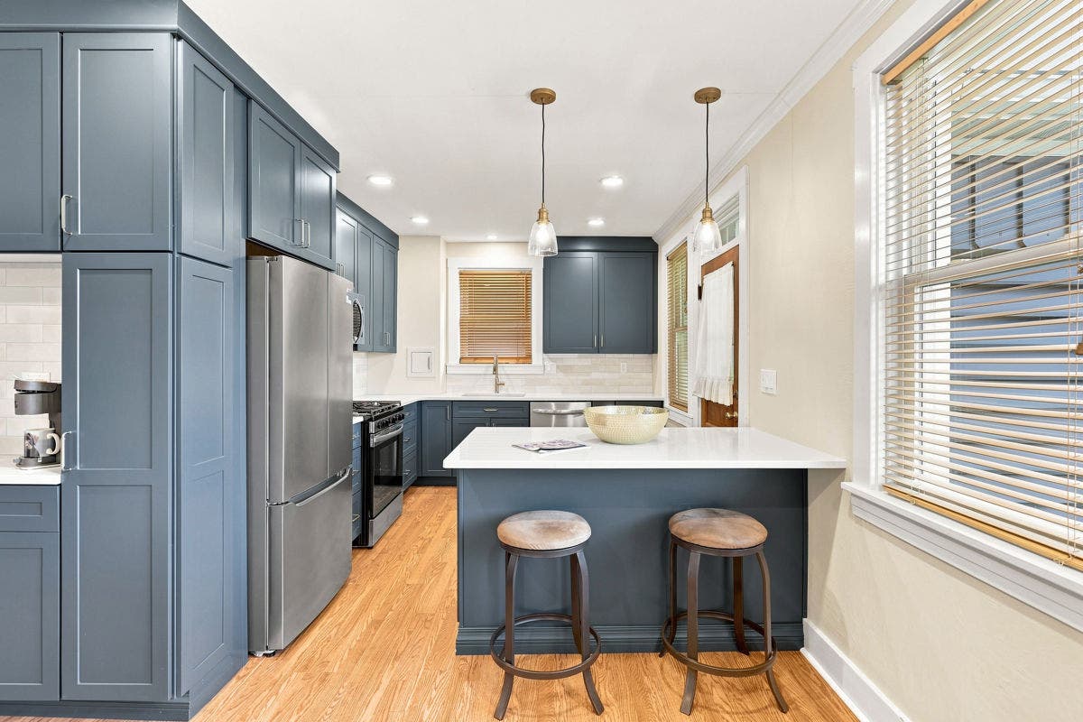 8 5th Street, Pittsburgh, PA 15215 8 5th Street, Pittsburgh, PA 15215