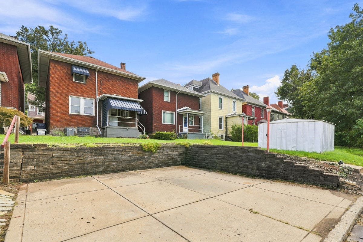 8 5th Street, Pittsburgh, PA 15215 8 5th Street, Pittsburgh, PA 15215