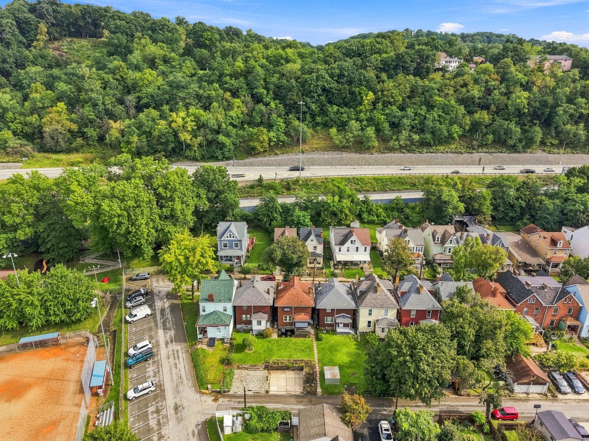 8 5th Street, Pittsburgh, PA 15215 8 5th Street, Pittsburgh, PA 15215