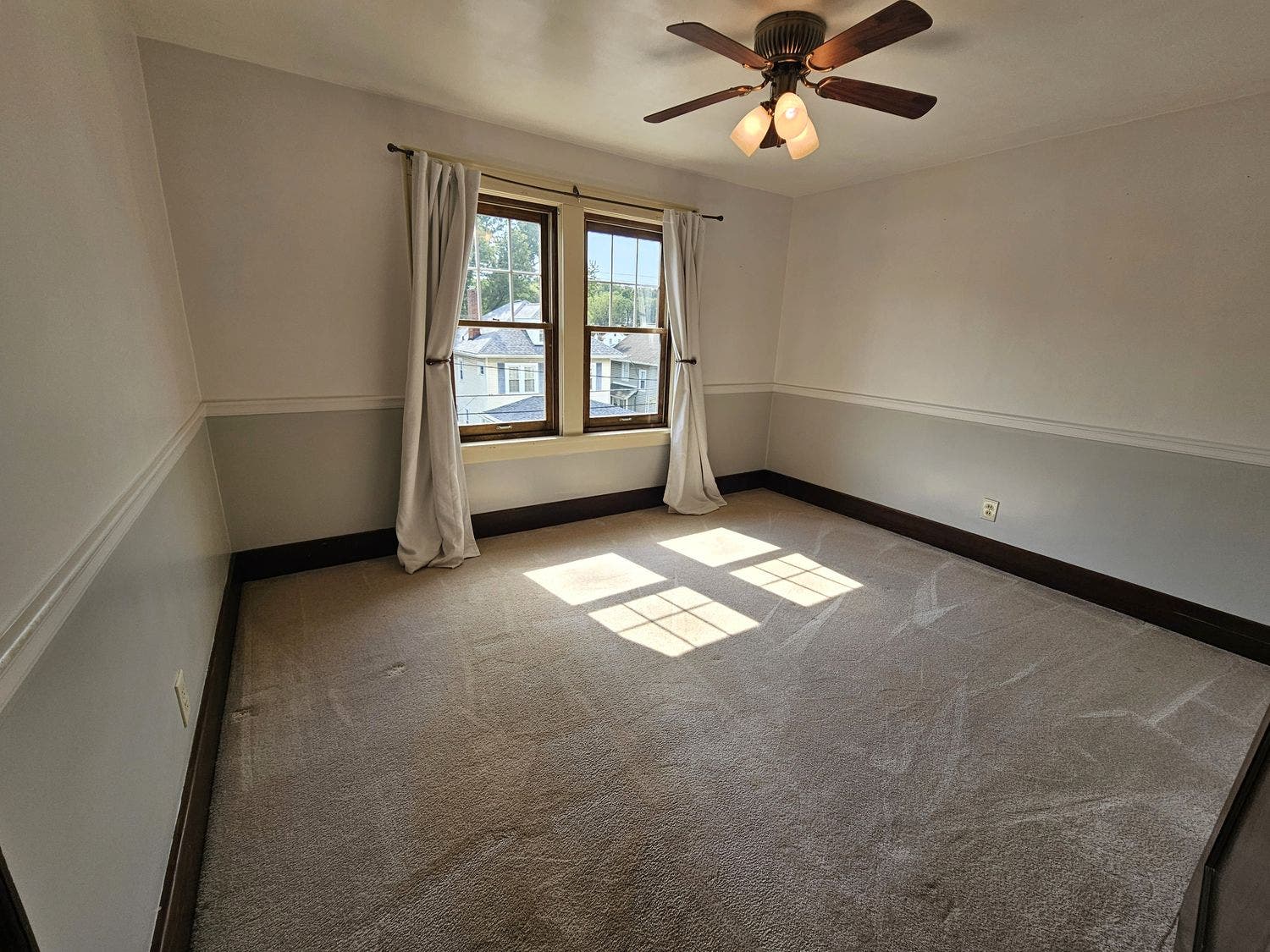 29 E Katherine Avenue, Washington, PA 15301