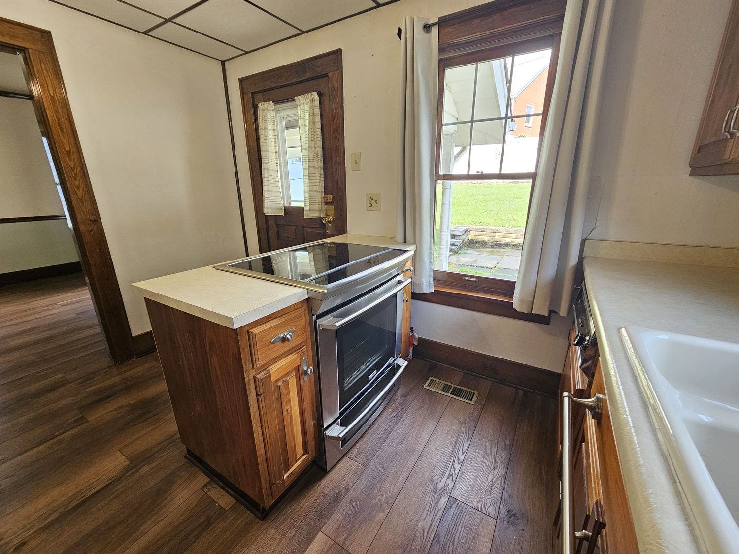 29 E Katherine Avenue, Washington, PA 15301