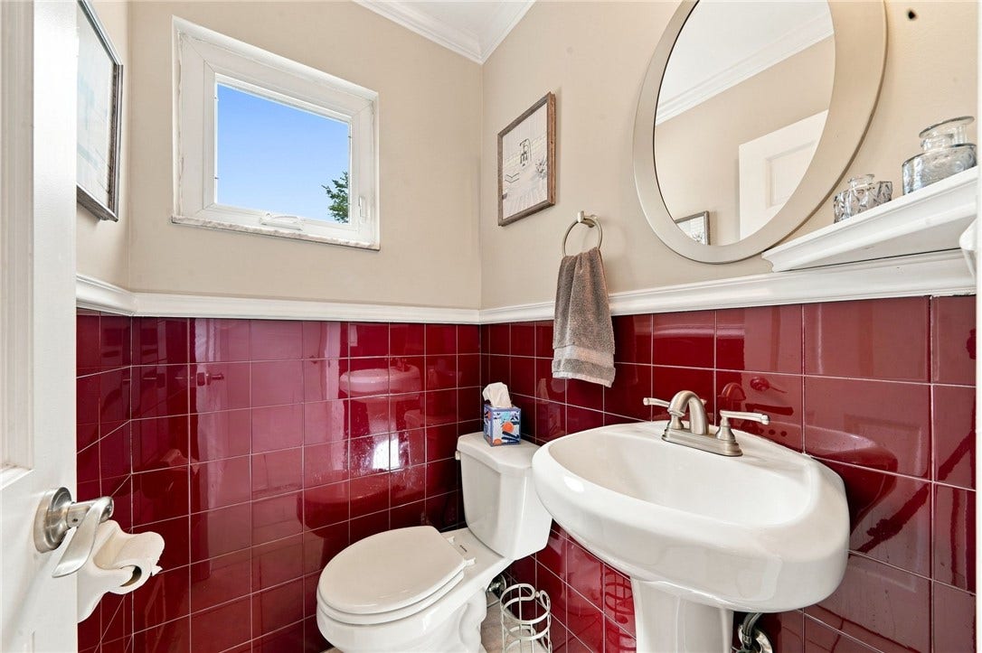 224 Elbe Dr, Pittsburgh, PA 15209 Main floor half bath