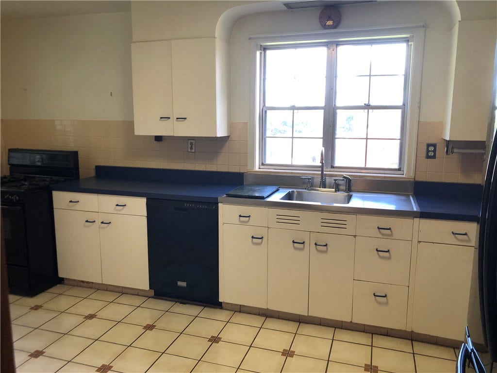 51 LINDEN PL, Uniontown, PA 15401