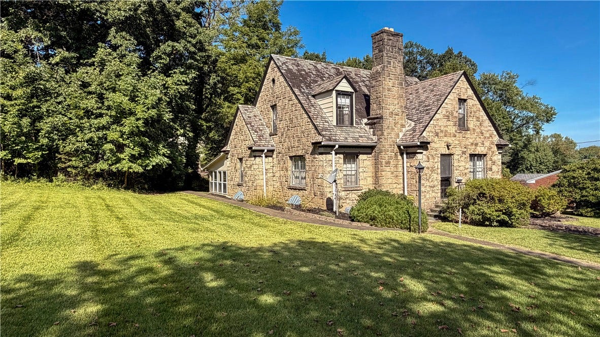 51 LINDEN PL, Uniontown, PA 15401