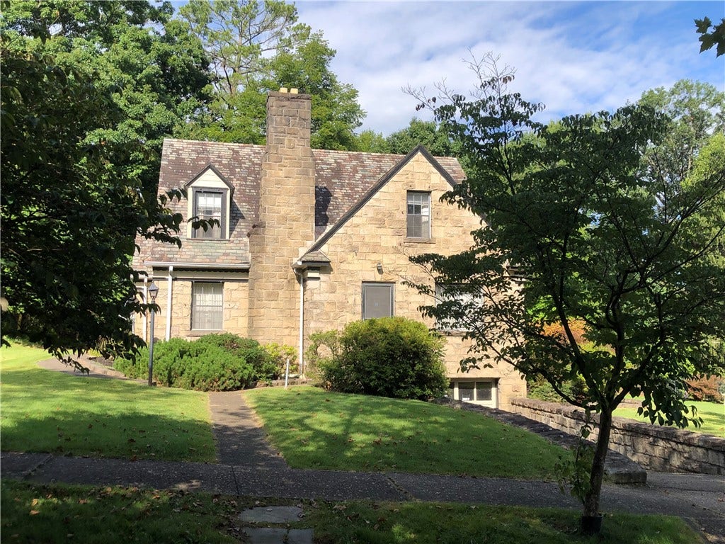 51 LINDEN PL, Uniontown, PA 15401