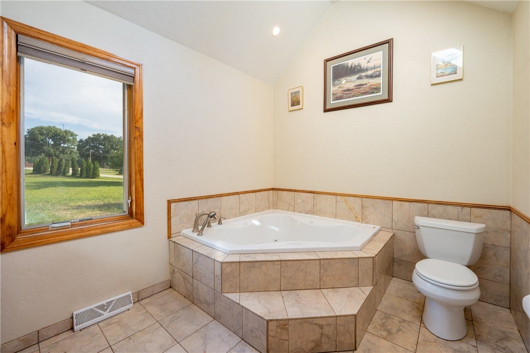 426 Dick Station Rd, Irwin, PA 15642