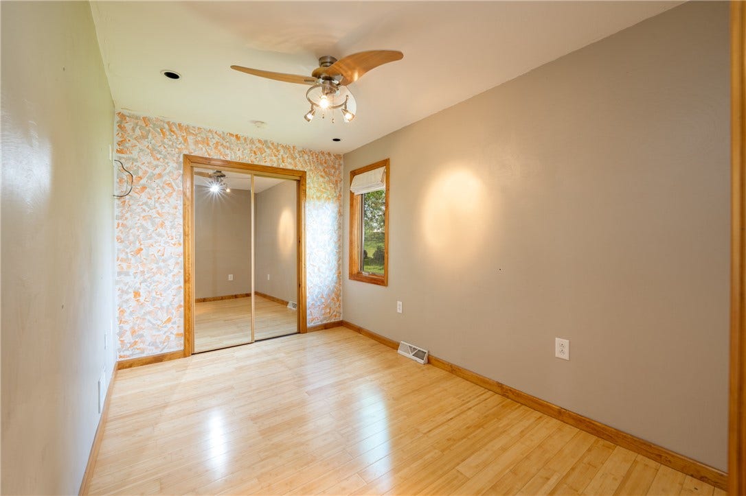 426 Dick Station Rd, Irwin, PA 15642