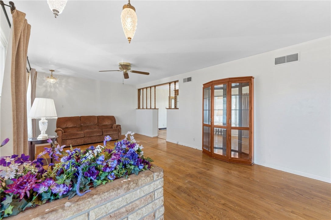 17 Grandview Terrace, Uniontown, PA 15401