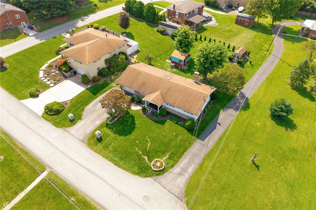 17 Grandview Terrace, Uniontown, PA 15401