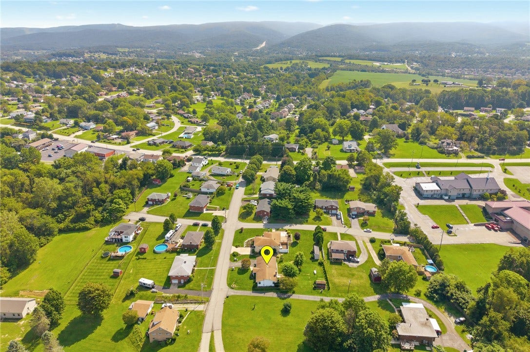 17 Grandview Terrace, Uniontown, PA 15401