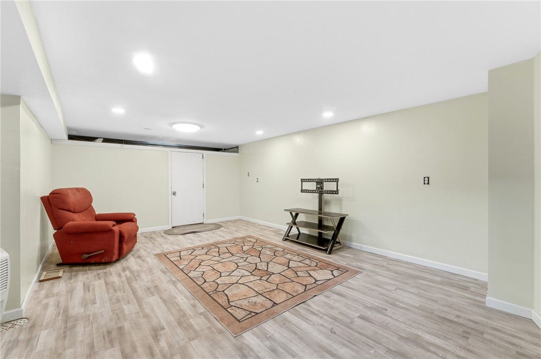 17 Grandview Terrace, Uniontown, PA 15401