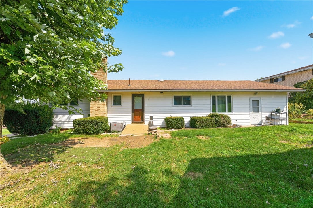 17 Grandview Terrace, Uniontown, PA 15401