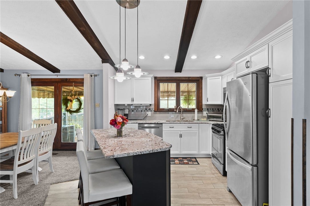 114 Kuchinic St., Venetia, PA 15367