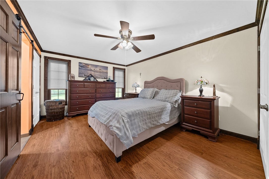 114 Kuchinic St., Venetia, PA 15367