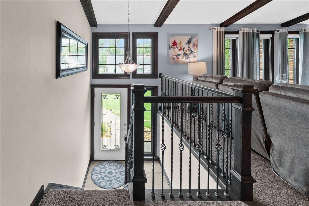 114 Kuchinic St., Venetia, PA 15367