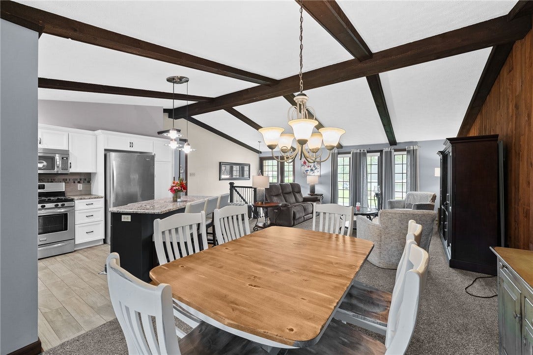 114 Kuchinic St., Venetia, PA 15367