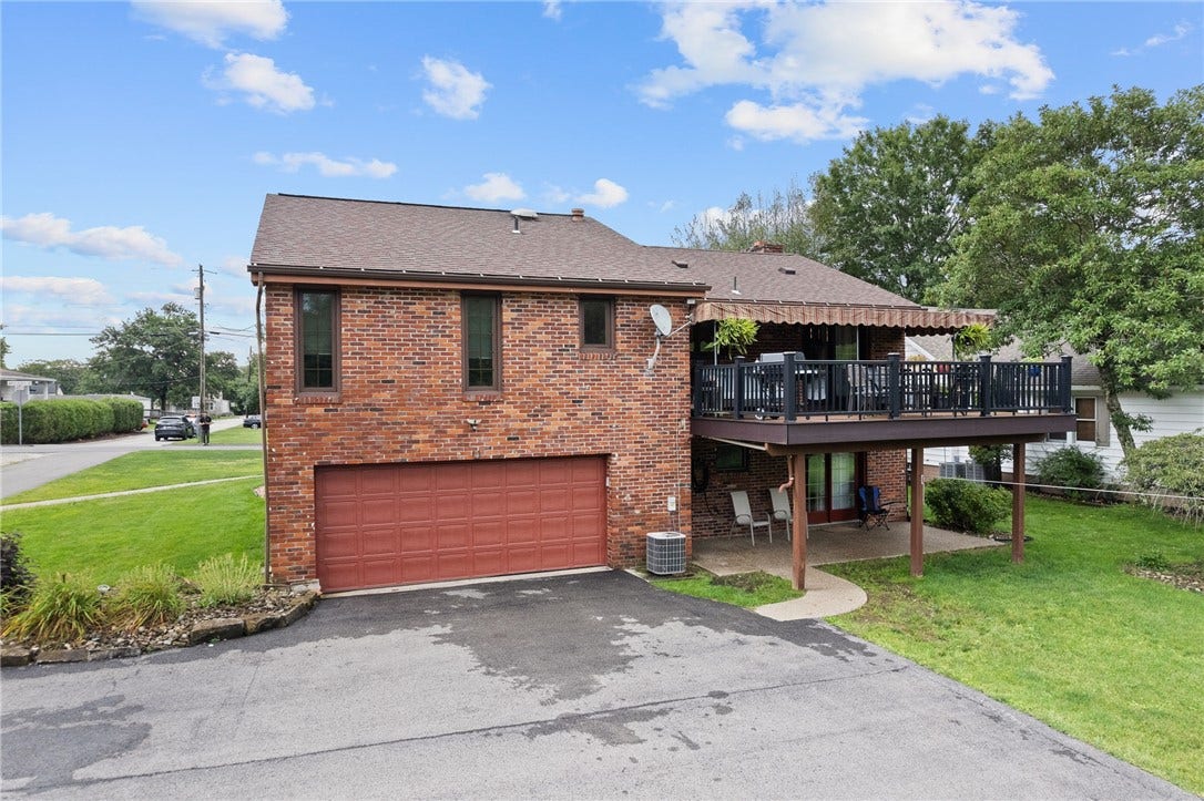 114 Kuchinic St., Venetia, PA 15367