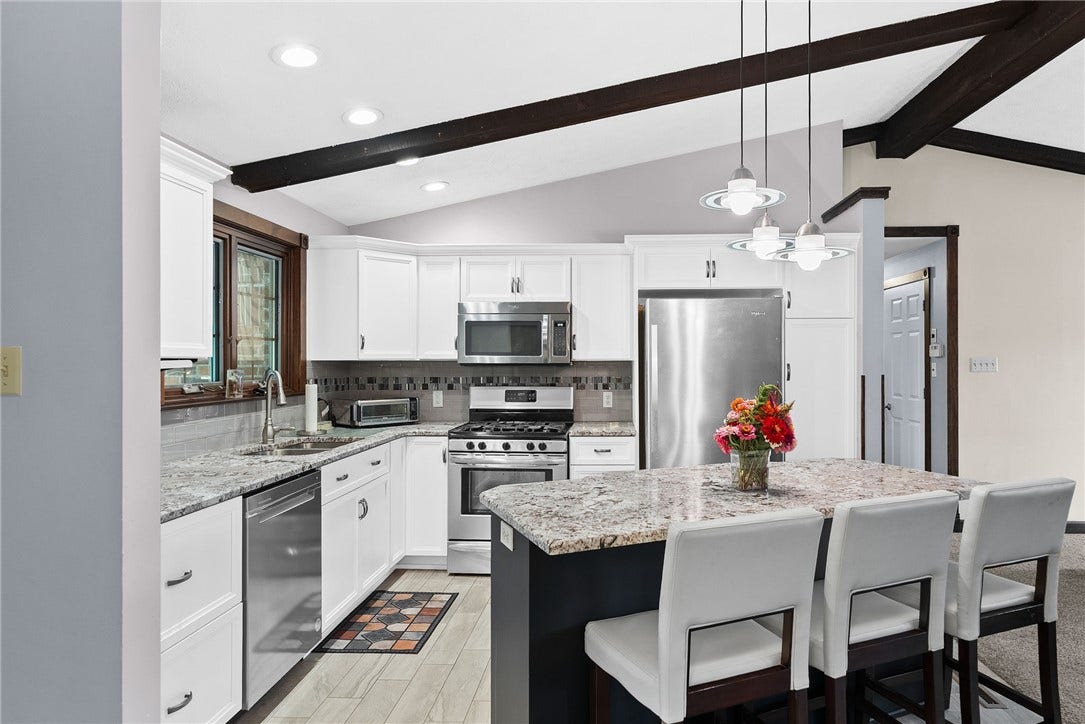 114 Kuchinic St., Venetia, PA 15367