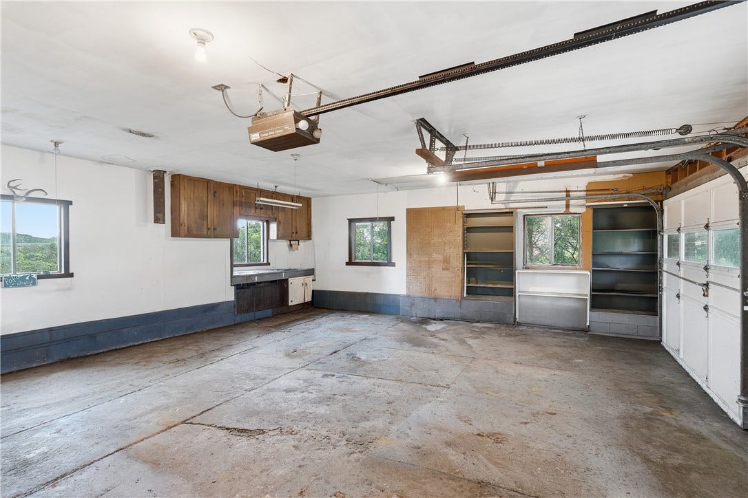 1210 Mount Pleasant Rd, West Newton, PA 15089