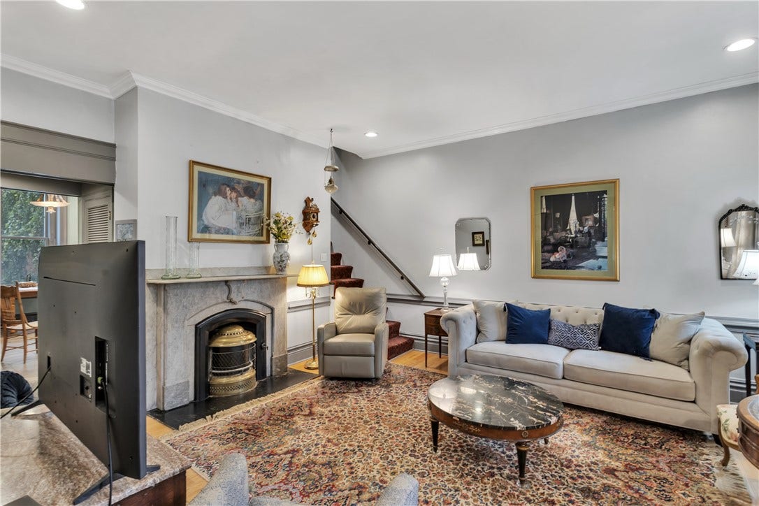 6016 Walnut St, Pittsburgh, PA 15206