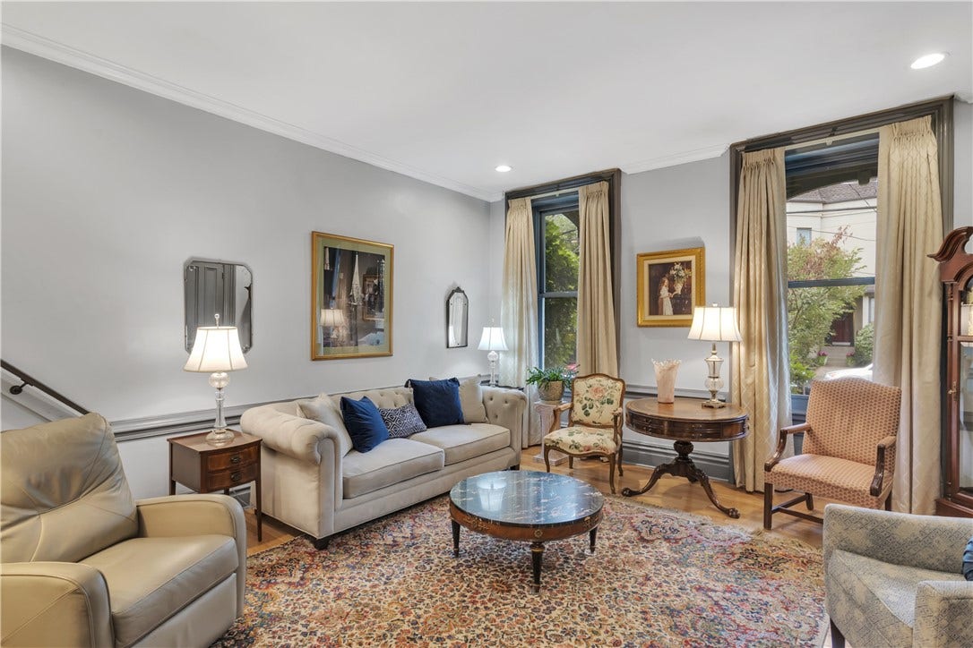 6016 Walnut St, Pittsburgh, PA 15206