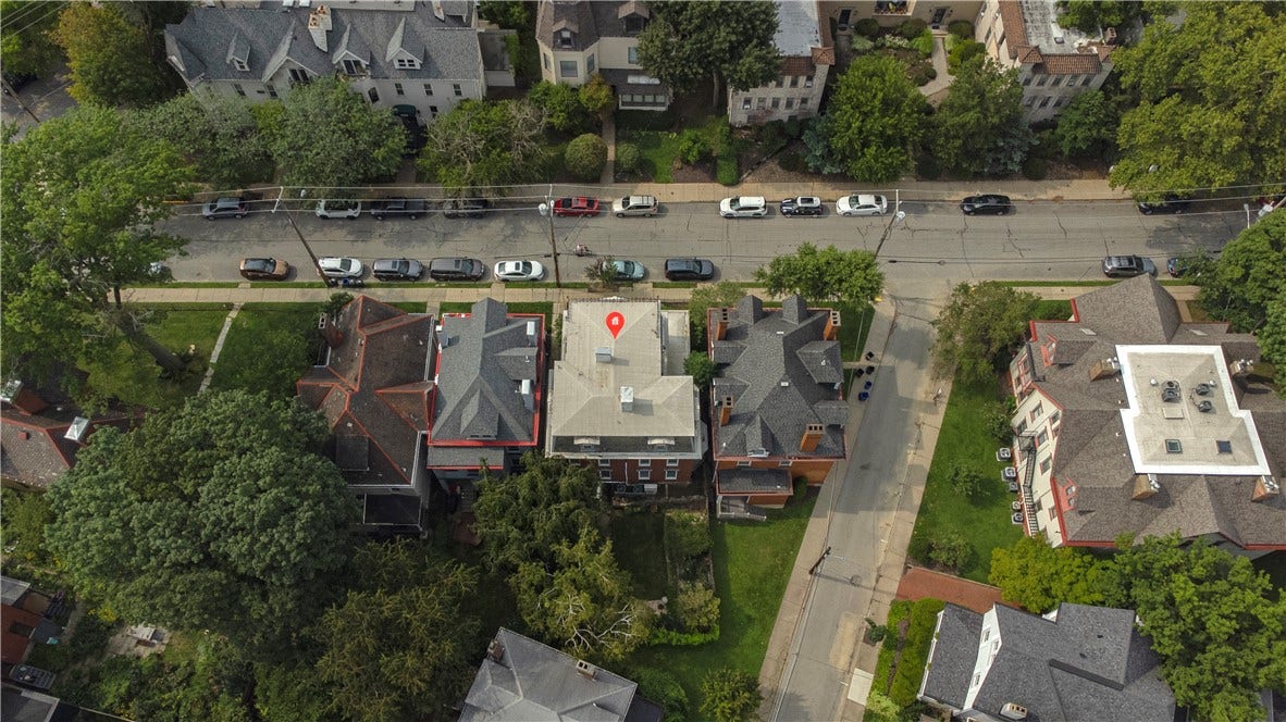 6016 Walnut St, Pittsburgh, PA 15206