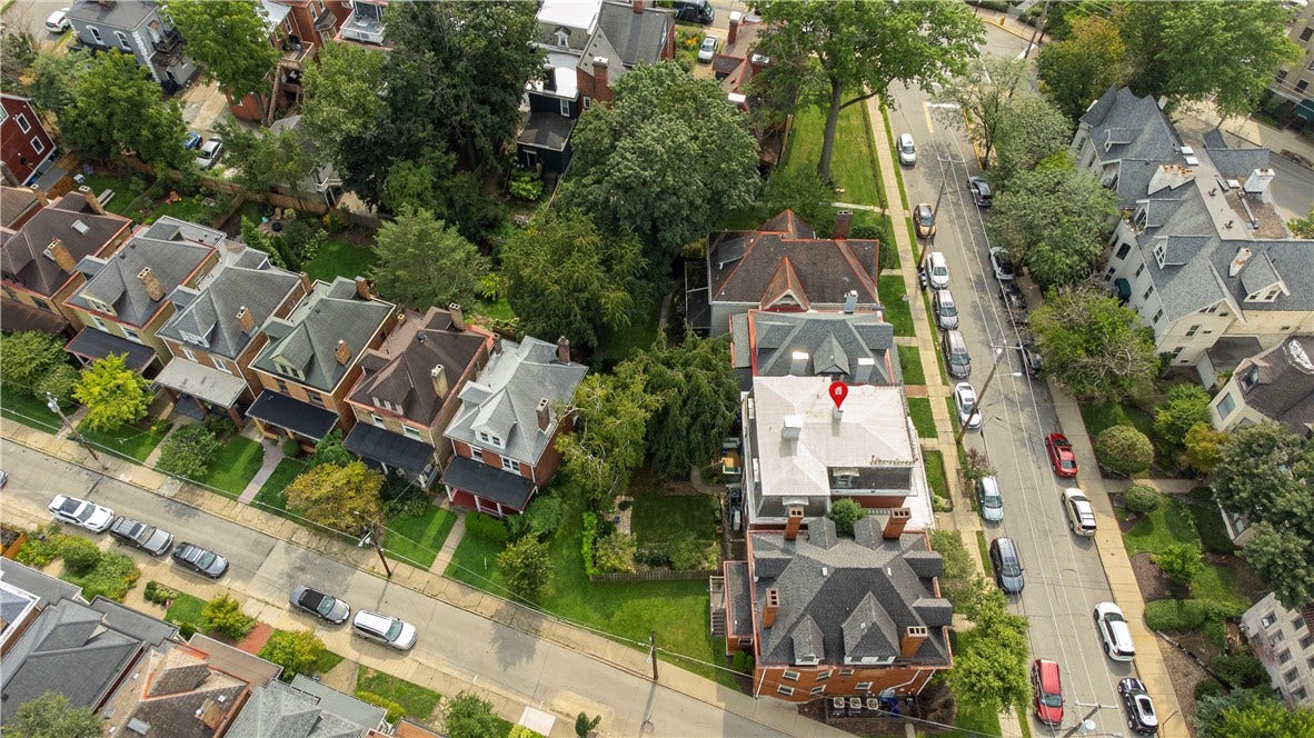 6016 Walnut St, Pittsburgh, PA 15206