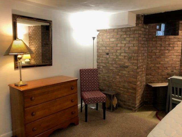 6016 Walnut St, Pittsburgh, PA 15206