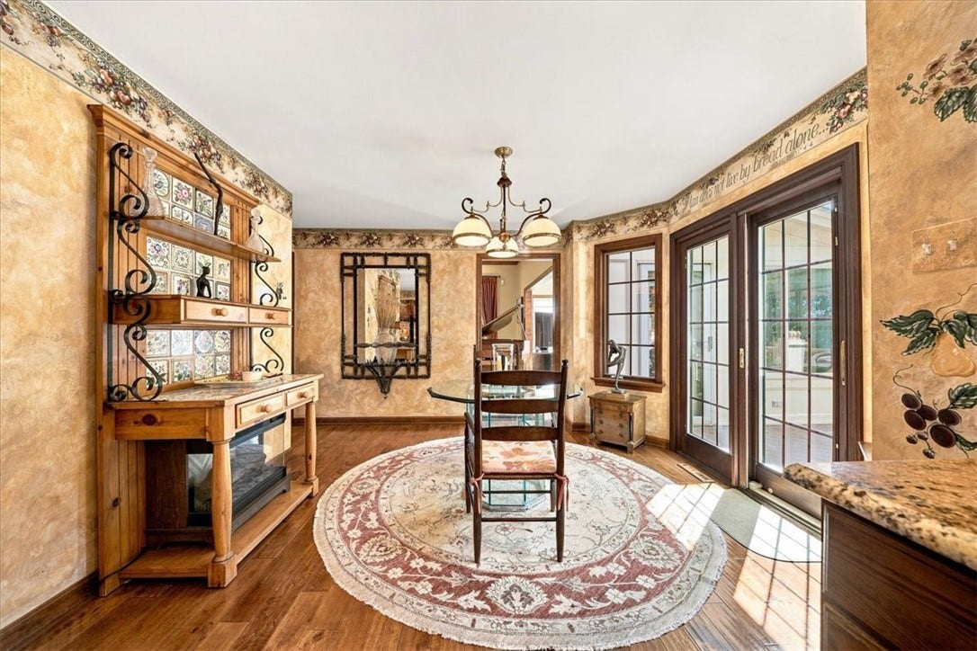 114 Hidden Valley Ct, Sewickley, PA 15143