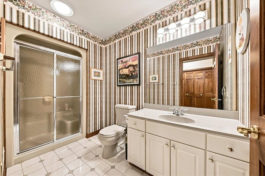 114 Hidden Valley Ct, Sewickley, PA 15143