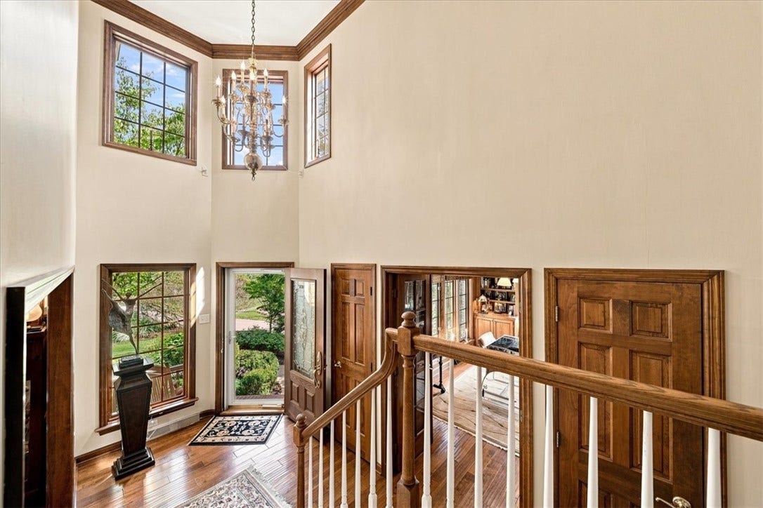 114 Hidden Valley Ct, Sewickley, PA 15143