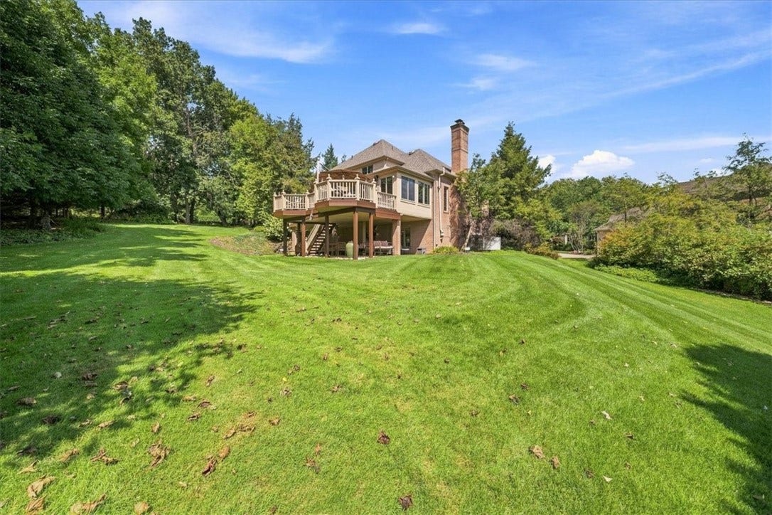 114 Hidden Valley Ct, Sewickley, PA 15143