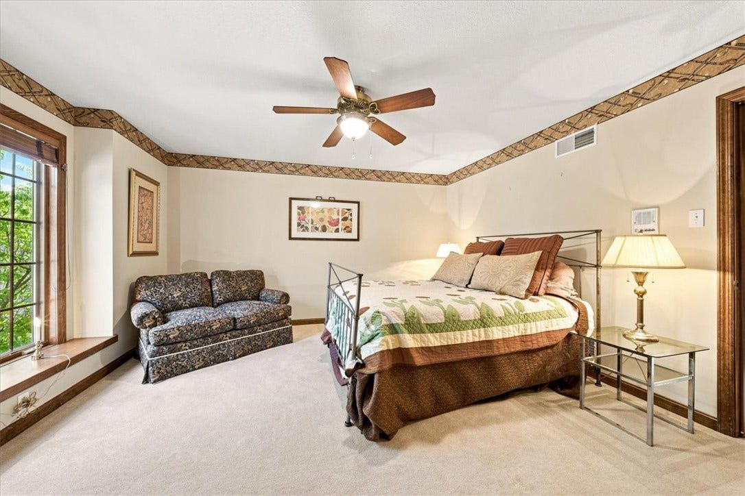114 Hidden Valley Ct, Sewickley, PA 15143
