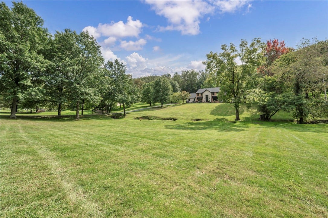 429 Church Hill Rd, Venetia, PA 15367