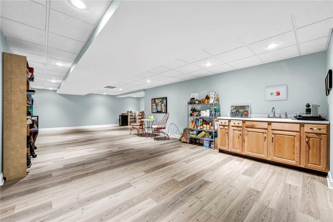 429 Church Hill Rd, Venetia, PA 15367