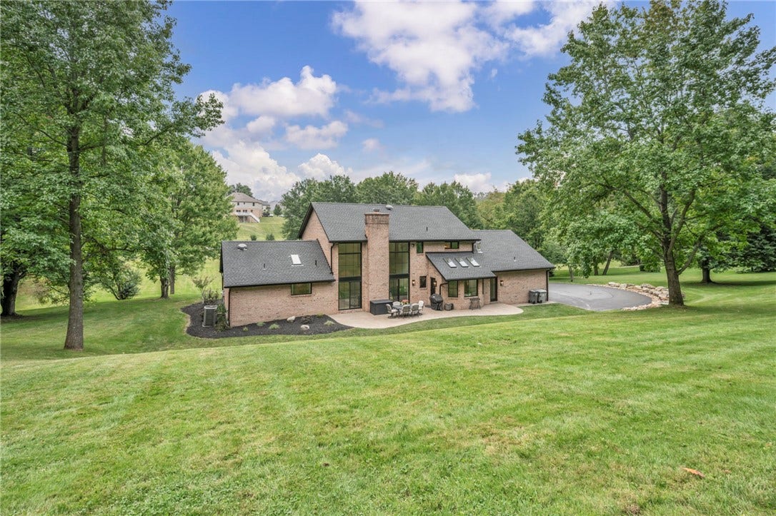 429 Church Hill Rd, Venetia, PA 15367