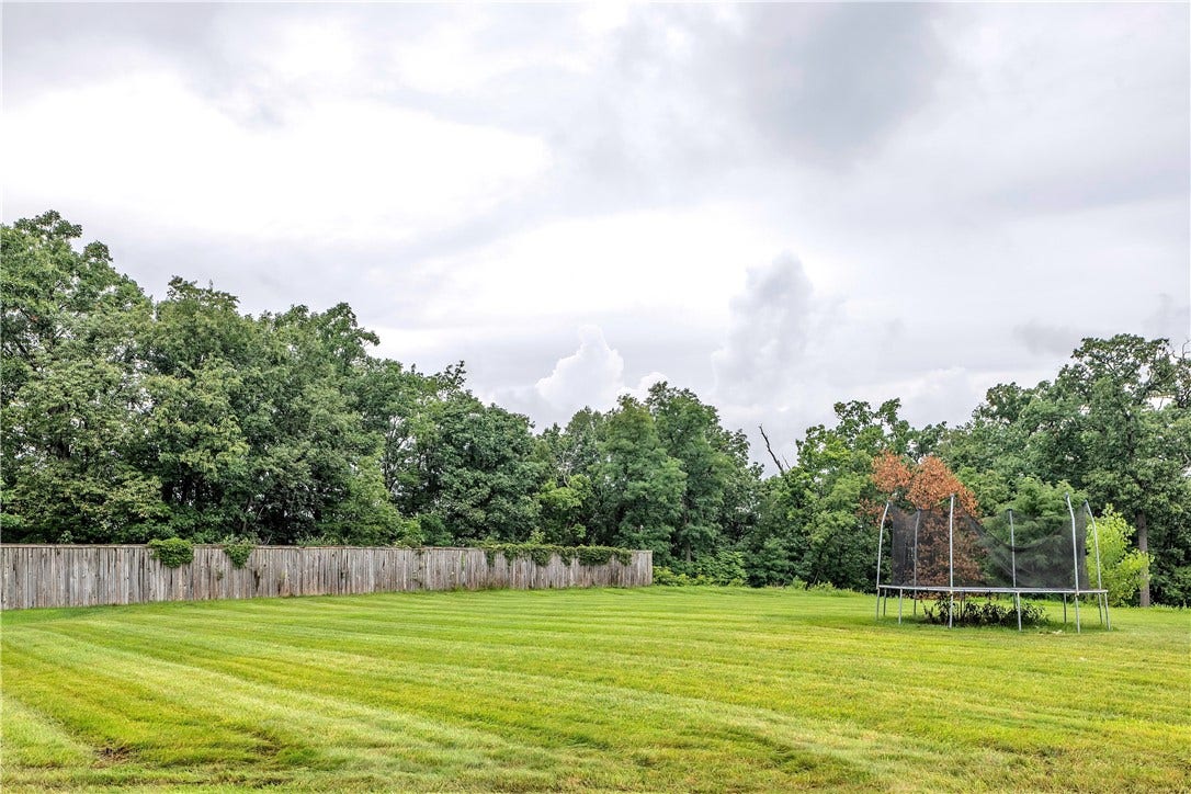 602 Chilliwack Ln, Mars, PA 16046