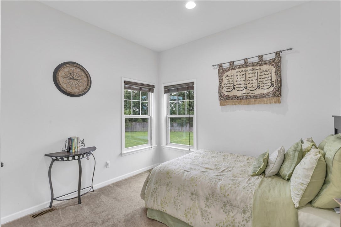 602 Chilliwack Ln, Mars, PA 16046