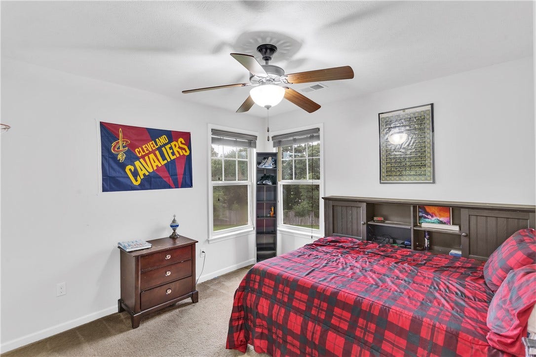 602 Chilliwack Ln, Mars, PA 16046