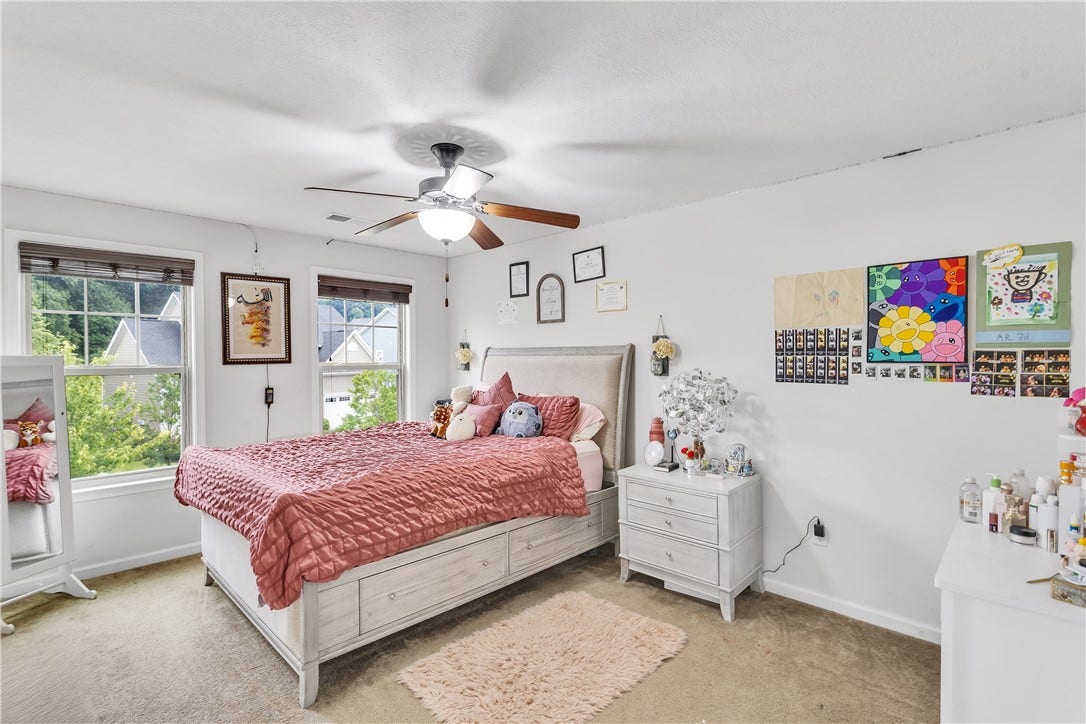 602 Chilliwack Ln, Mars, PA 16046