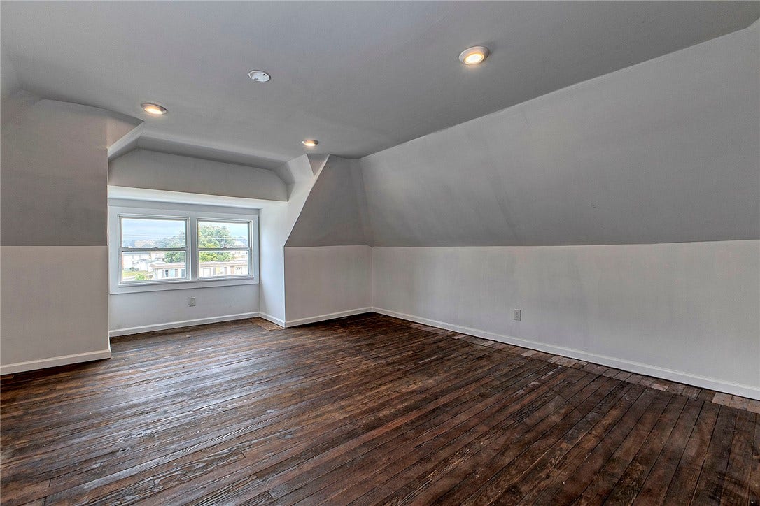 229 Crossland Avenue, Uniontown, PA 15401