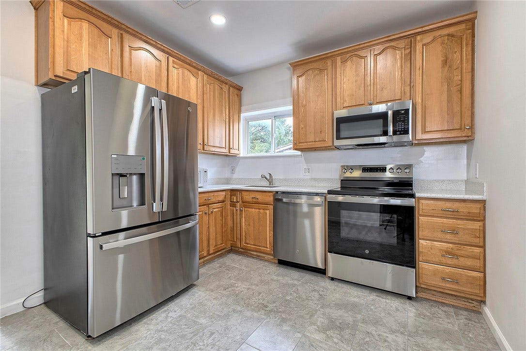 229 Crossland Avenue, Uniontown, PA 15401