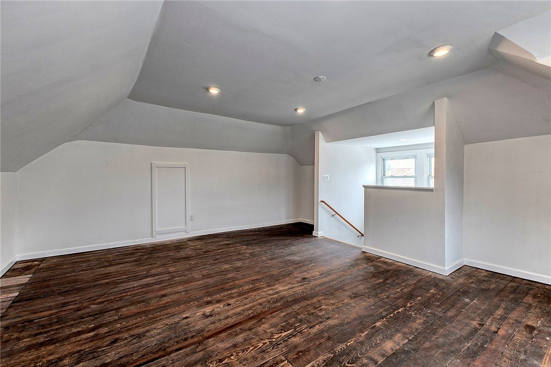 229 Crossland Avenue, Uniontown, PA 15401